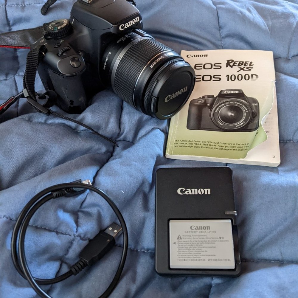 DSLR Camera Canon EOS Rebel XS 1000D And Lens